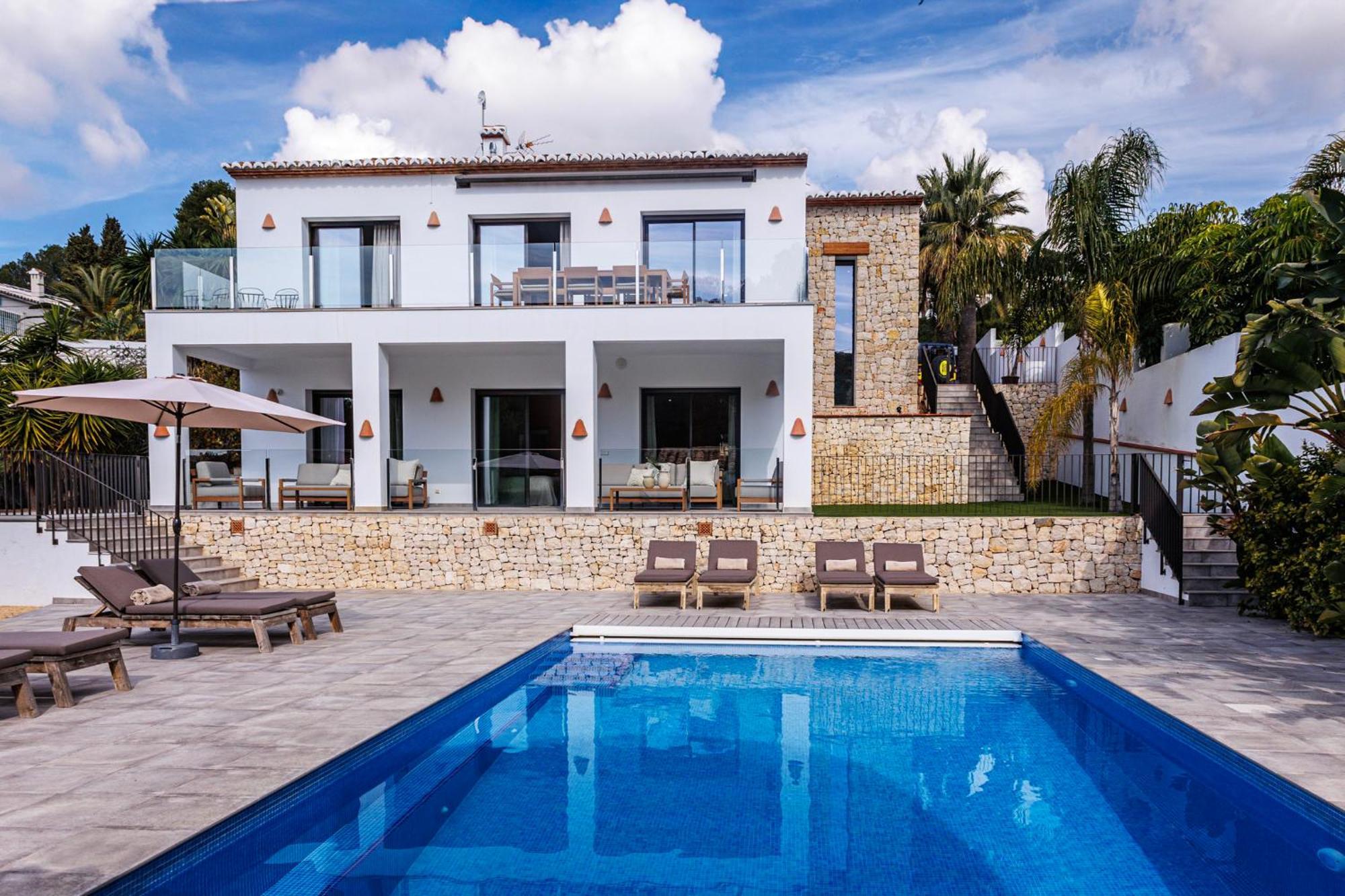 Villa Private Pool,1658075844:JPEG